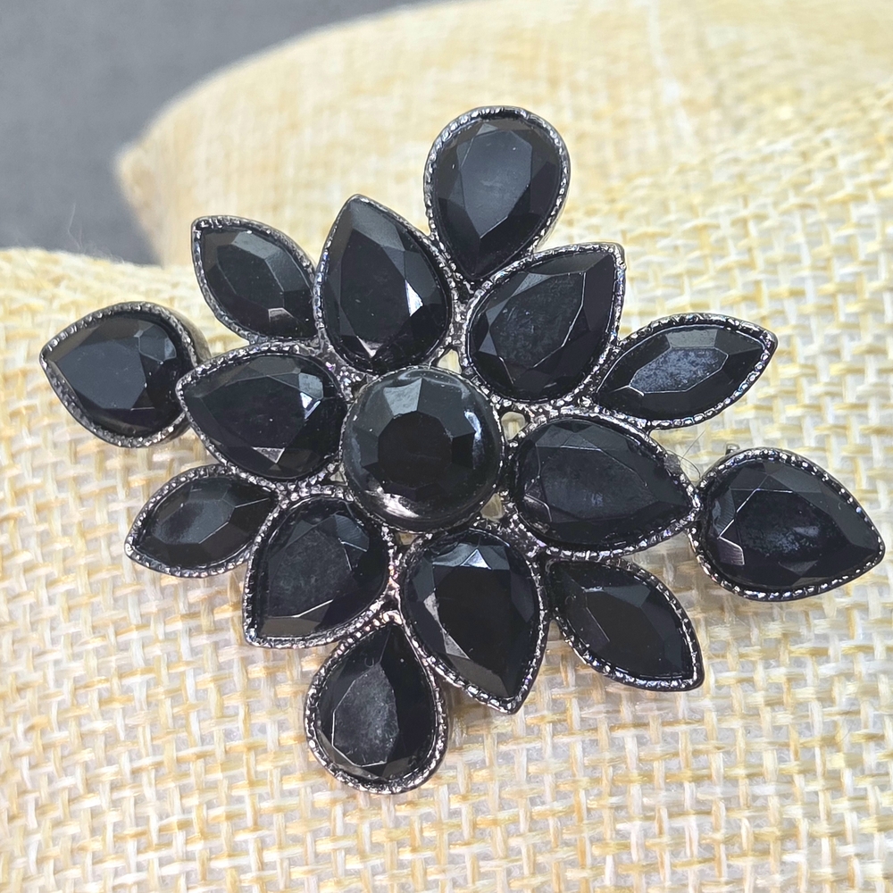 LC Signed Vintage Black Marquise  Brooch